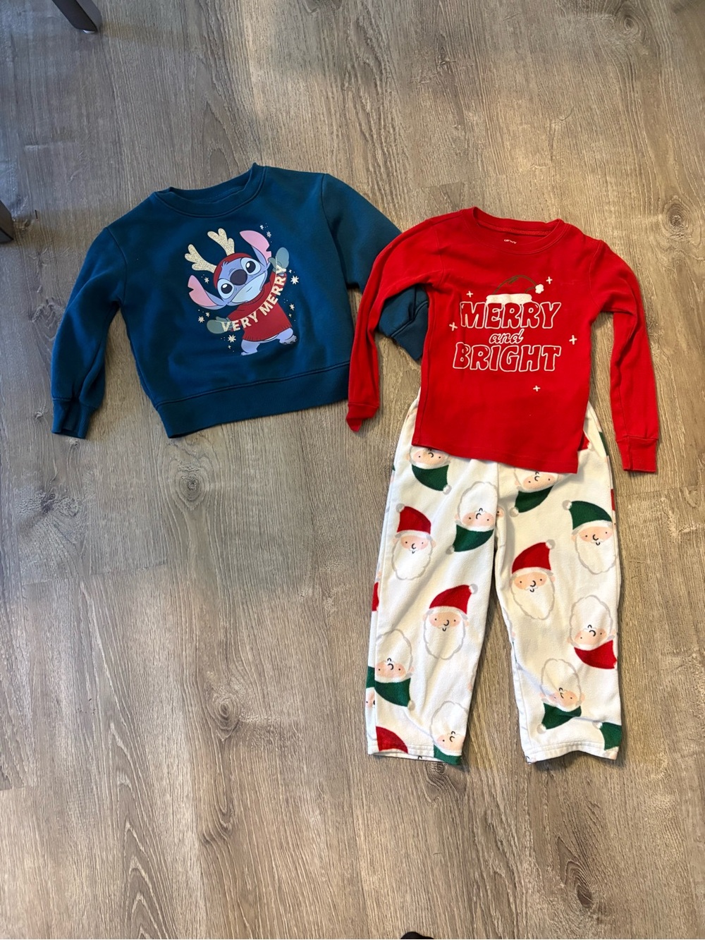 Toddler Holiday Pajamas & Stitch Sweater - 4T